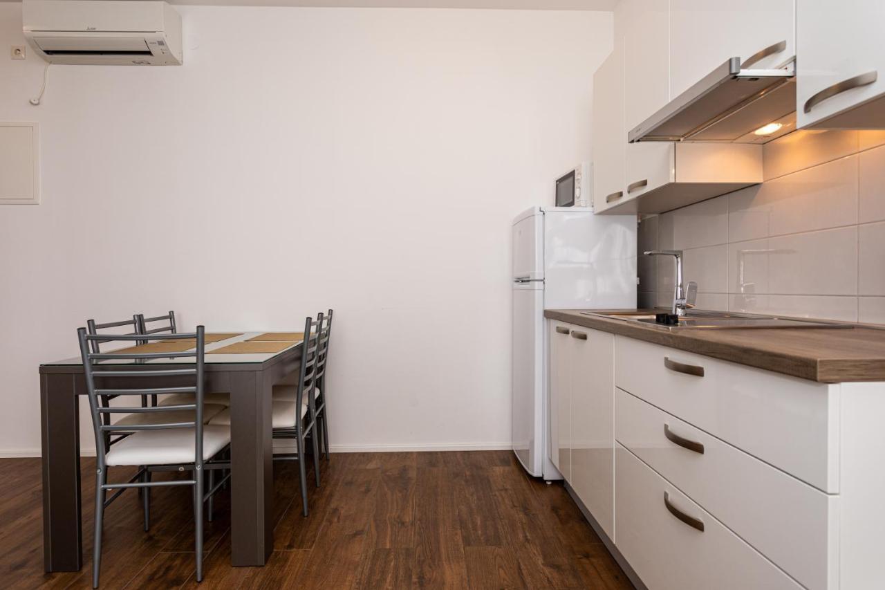 Crnekovic Tomislava 8a Apartment Baska (Krk)