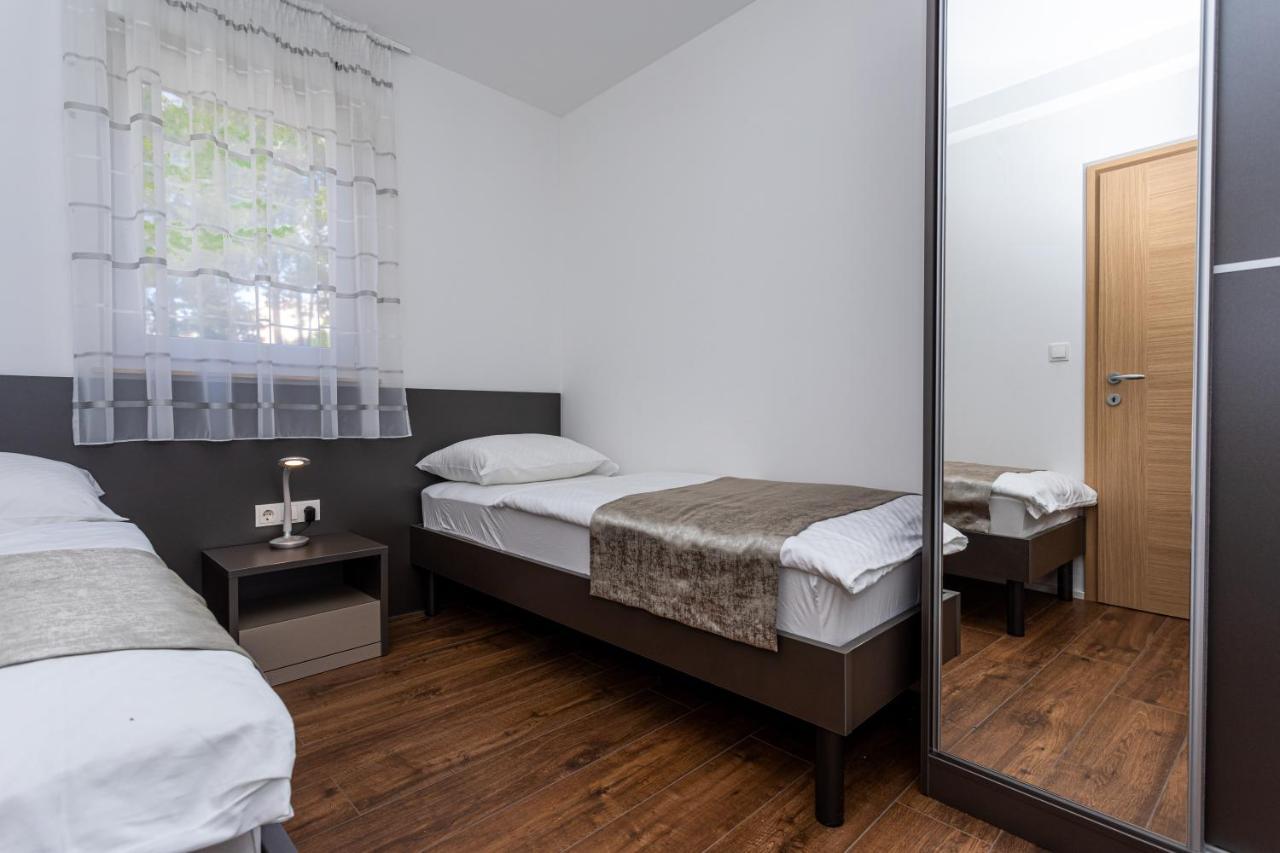 Apartment Crnekovic Tomislava 8a Baska (Krk)