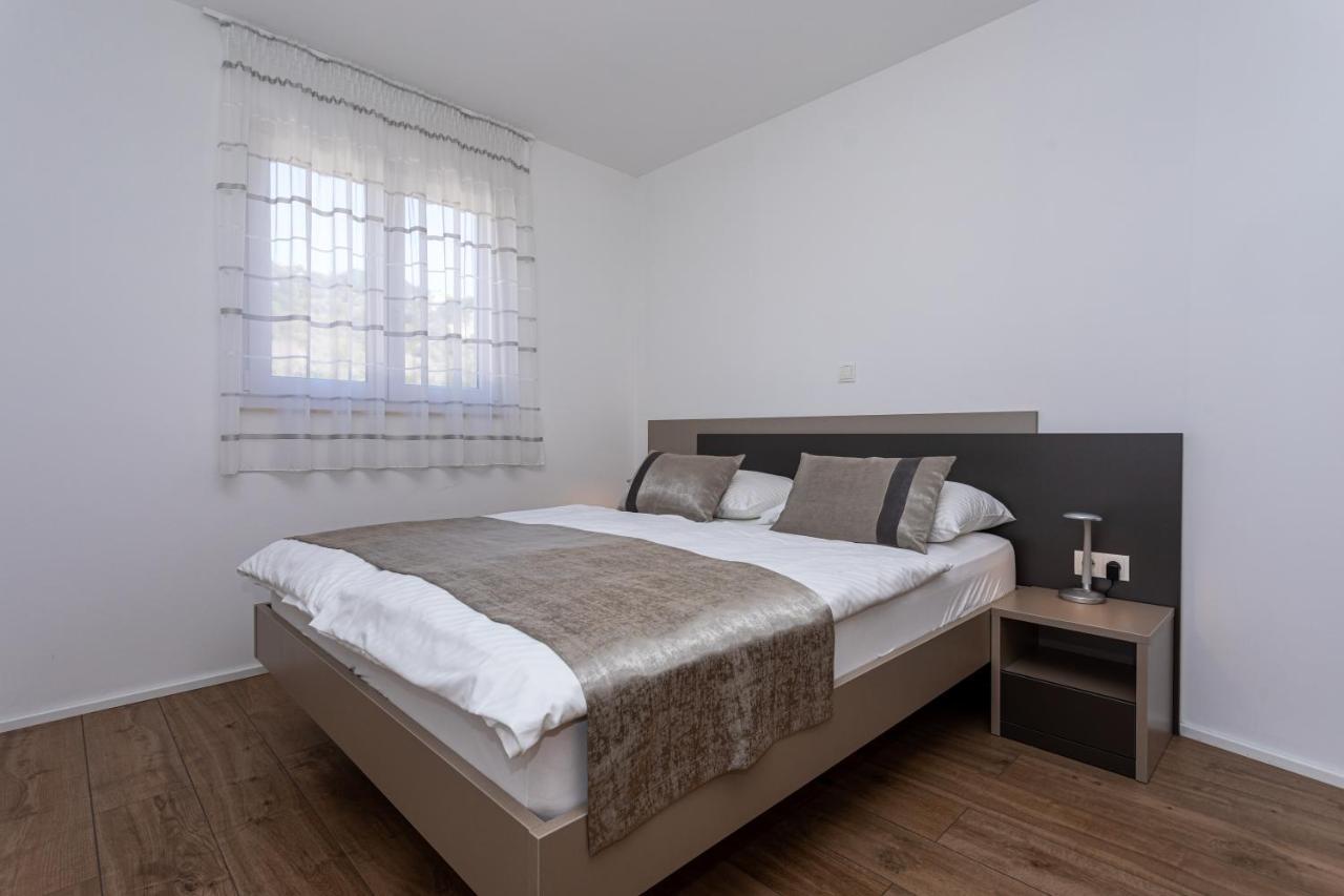 Crnekovic Tomislava 8a Baska (Krk)