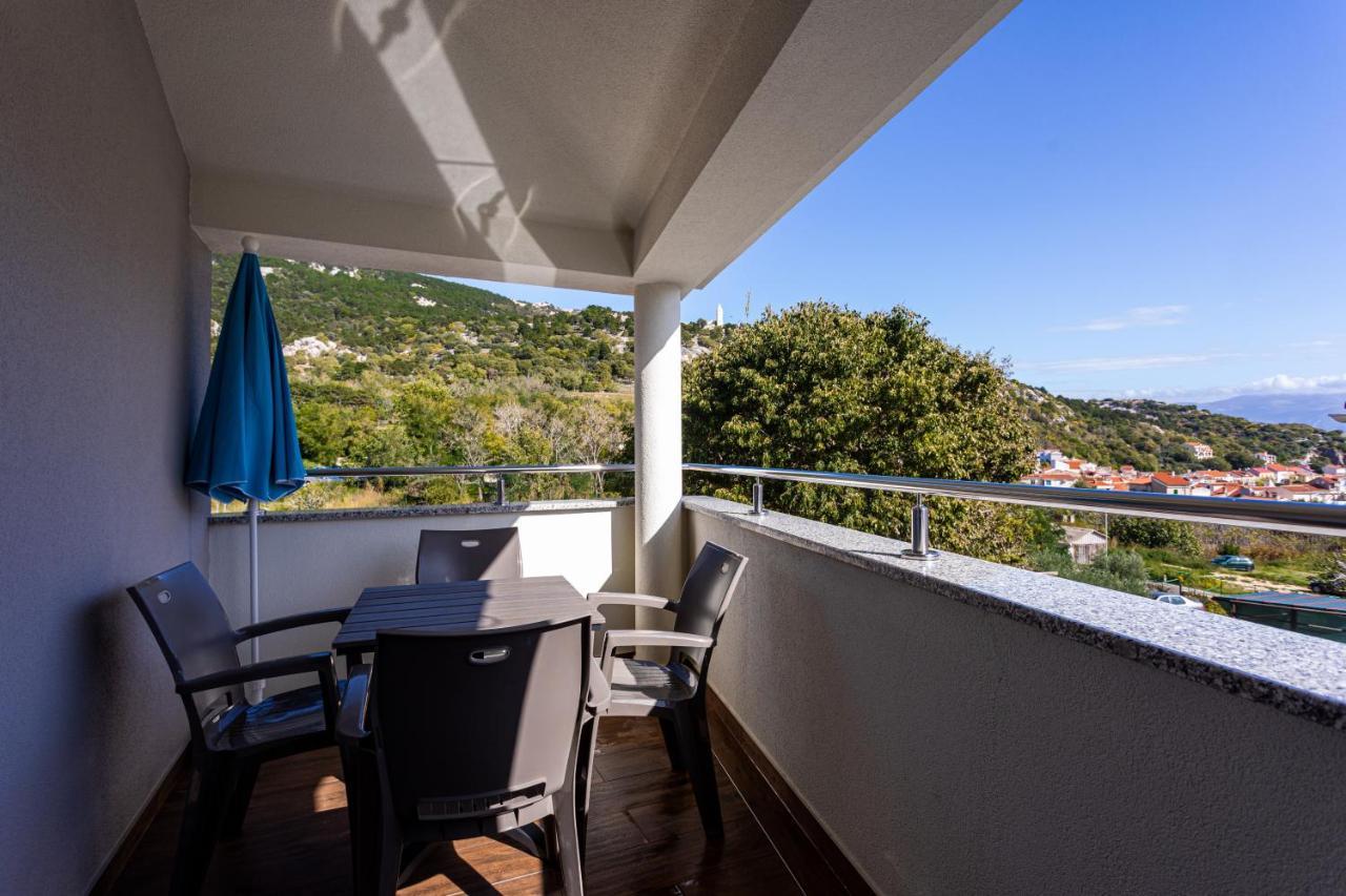 Apartment Crnekovic Tomislava 8a Baska (Krk)